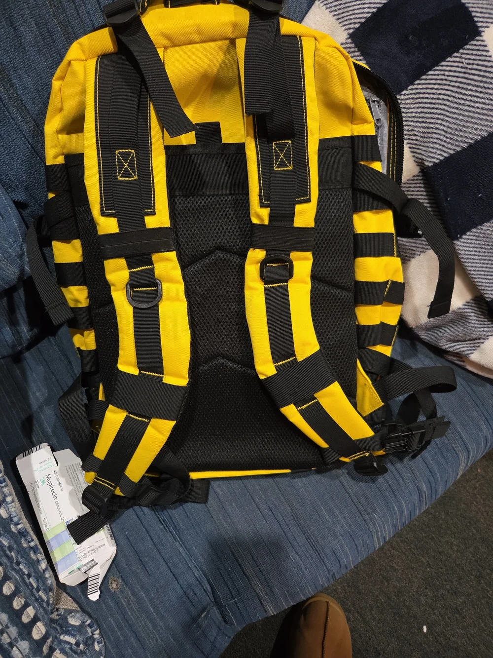 45L Tellow Tactical Backpack/Hiking Durable Utility Bag 3 Unique Patches Excelle